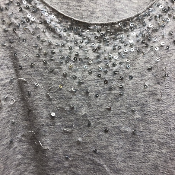 American Eagle gray sequined neckline tank - Picture 4 of 6
